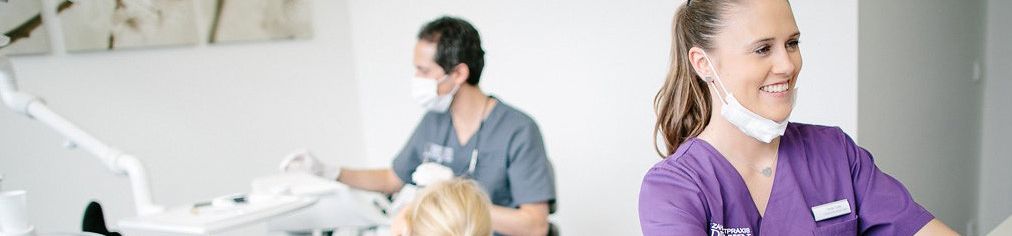 Zahnarzt München Angstpatienten - Zahnarztpraxis Dr. Yakin München im Ärztehaus Nymphenburg